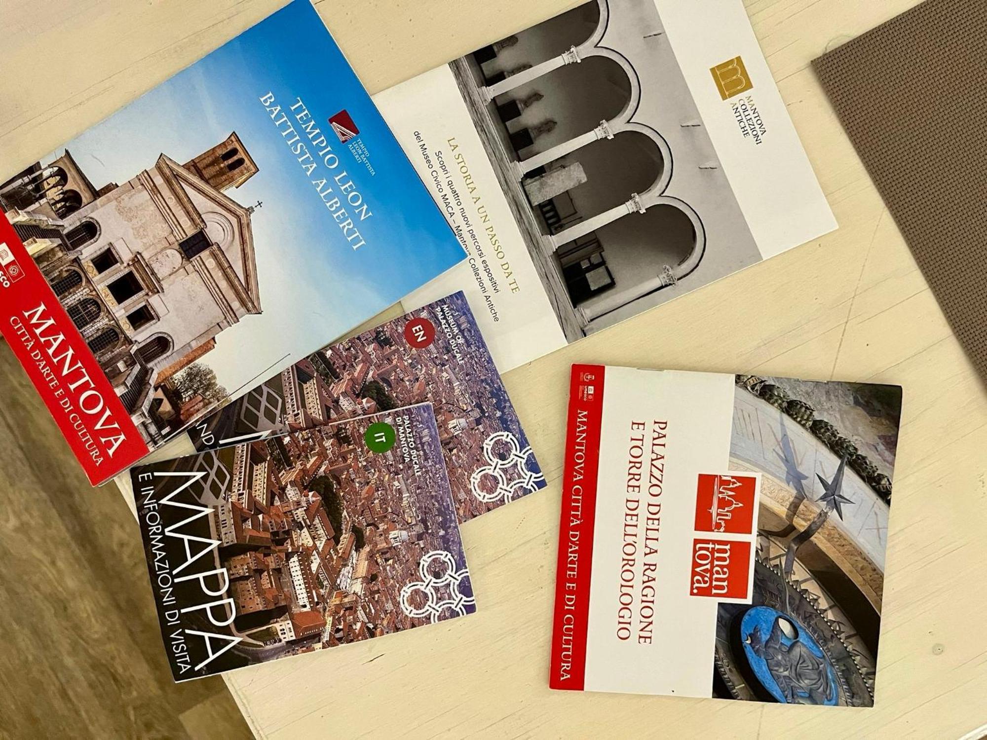 Residenza Corrado By Almanova Residenze Apartman Mantova Kültér fotó